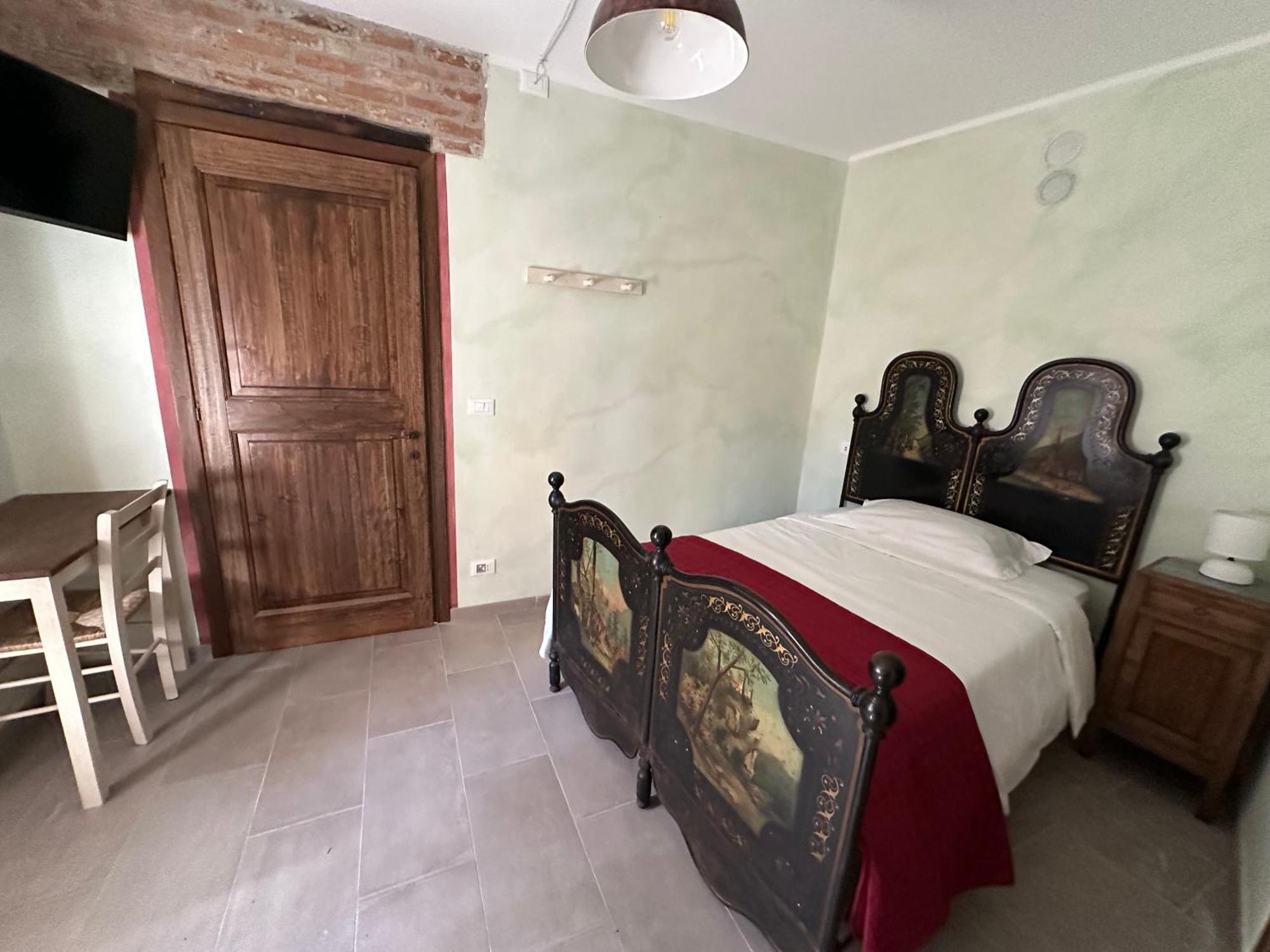 Nel Caruggio - B&B Mornese Exterior photo