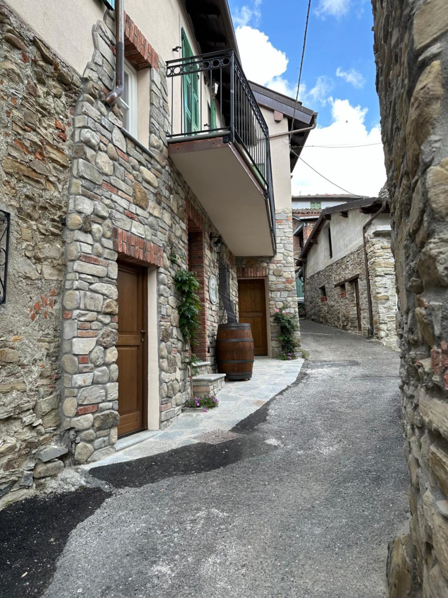 Nel Caruggio - B&B Mornese Exterior photo